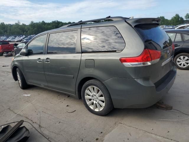 2011 Toyota Sienna XLE