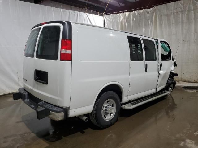 2022 Chevrolet Express G2500