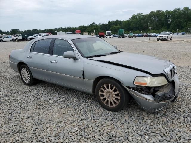 2006 Lincoln Town Car Signature