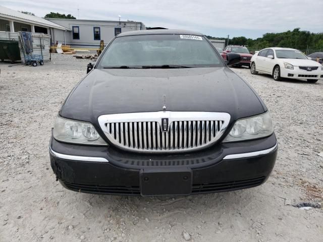 2007 Lincoln Town Car Signature