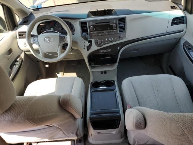 2011 Toyota Sienna LE