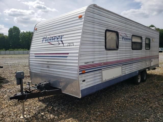 2004 Fleetwood Pioneer