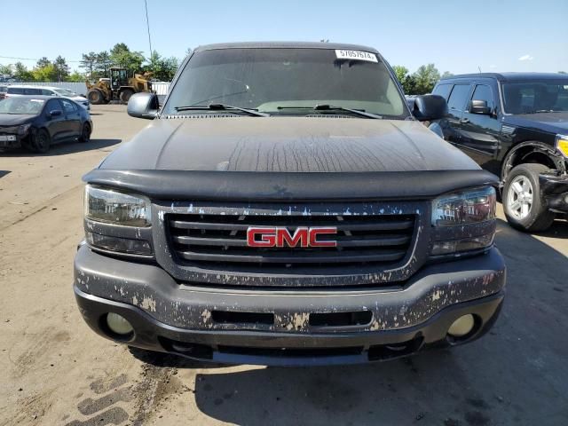 2004 GMC New Sierra K1500