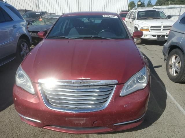 2013 Chrysler 200 Touring