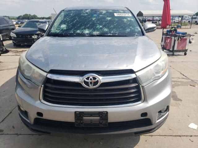 2015 Toyota Highlander LE