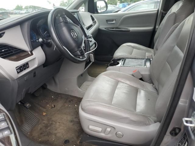 2015 Toyota Sienna XLE