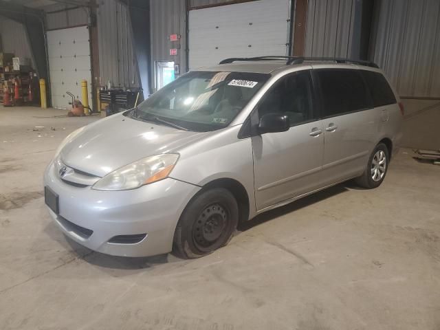 2010 Toyota Sienna CE