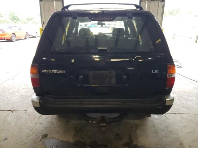 1998 Nissan Pathfinder LE