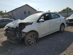 KIA rio Vehiculos salvage en venta: 2022 KIA Rio LX