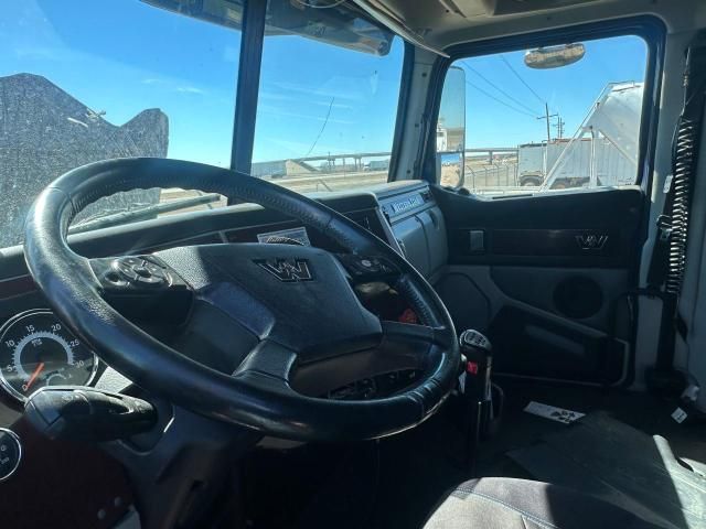 2019 Western Star 5700 XE