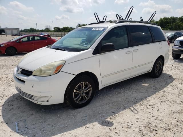 2005 Toyota Sienna CE