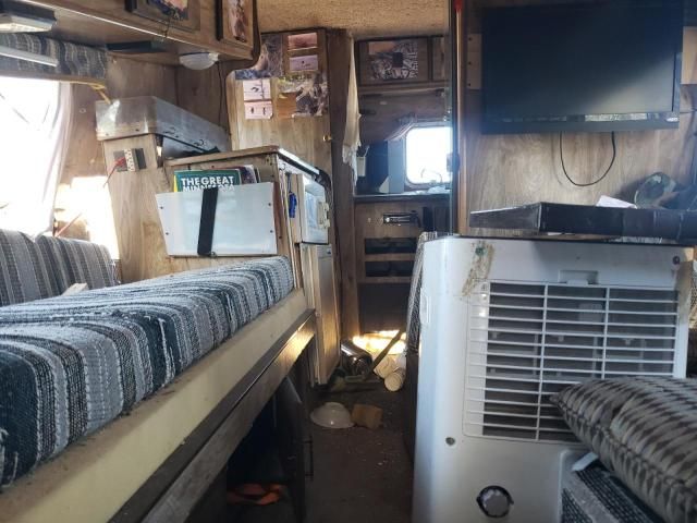 1983 Toyota P/U Camper