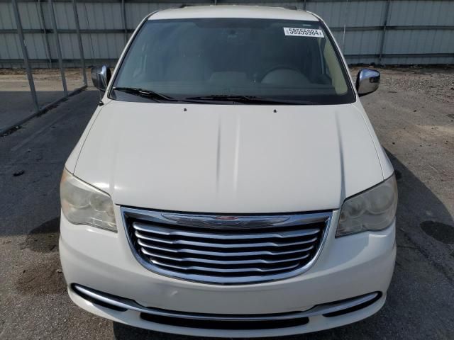 2012 Chrysler Town & Country Touring L