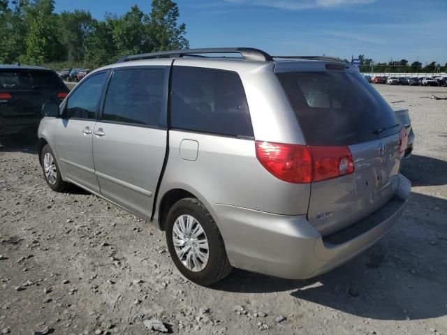 2010 Toyota Sienna CE