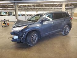Salvage cars for sale from Copart Wheeling, IL: 2017 Toyota Highlander SE