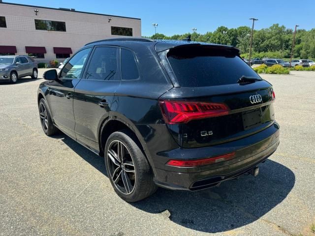 2020 Audi Q5 Titanium Premium Plus