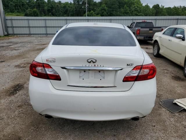 2012 Infiniti M37