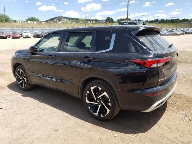 2023 Mitsubishi Outlander SE