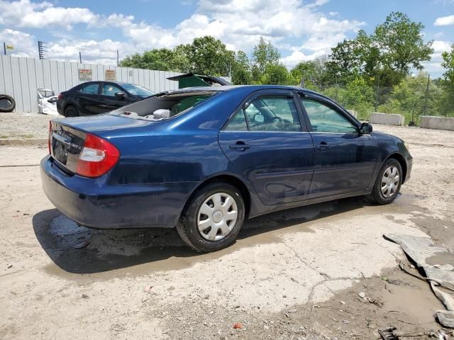 2004 Toyota Camry LE