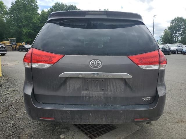 2013 Toyota Sienna XLE