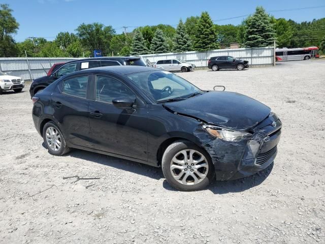 2017 Toyota Yaris IA