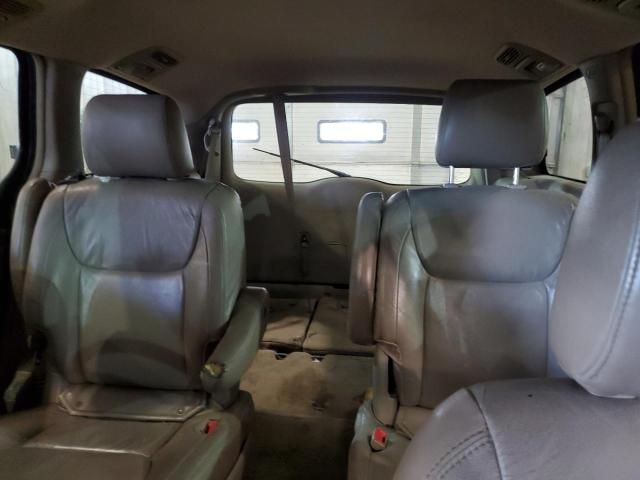 2005 Toyota Sienna XLE