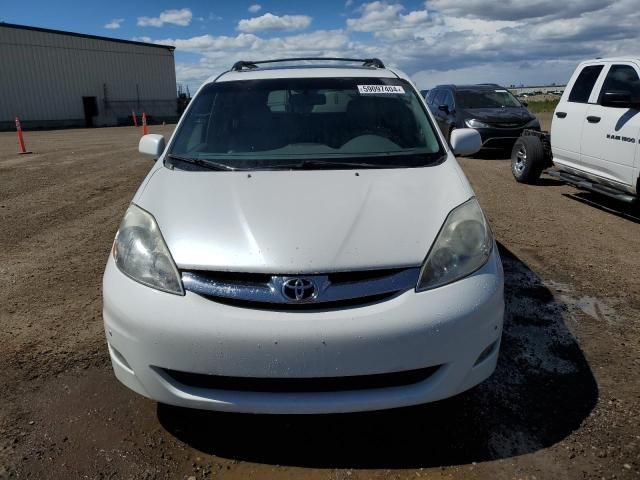 2007 Toyota Sienna XLE