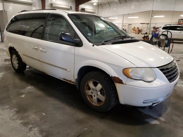 2005 Chrysler Town & Country Touring