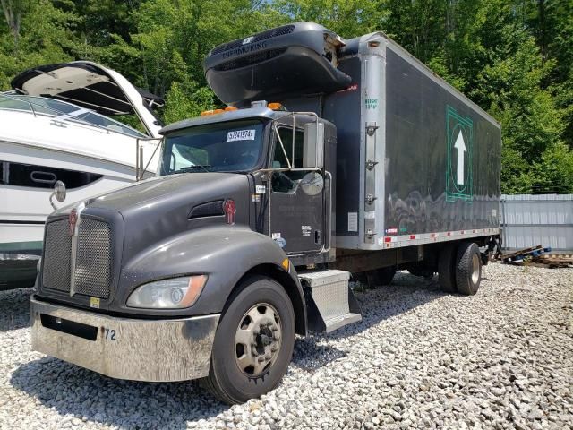 2013 Kenworth Construction T270