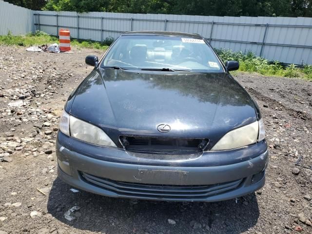 2000 Lexus ES 300