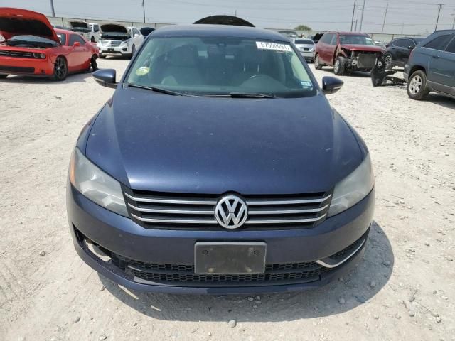 2012 Volkswagen Passat SE