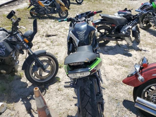 2010 Kawasaki EX650 C