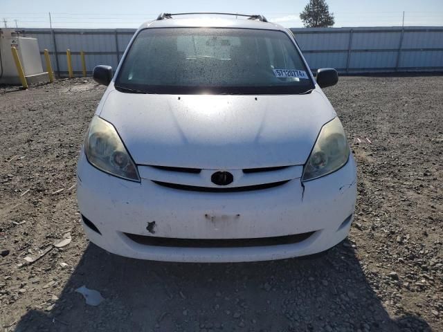 2006 Toyota Sienna CE