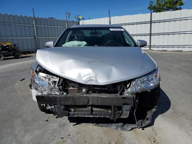 2014 Toyota Camry Hybrid