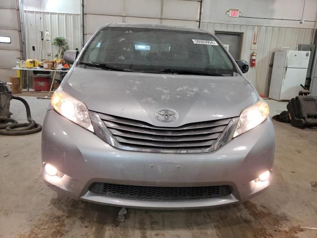 2015 Toyota Sienna XLE