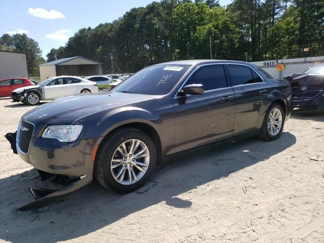 2018 Chrysler 300 Touring