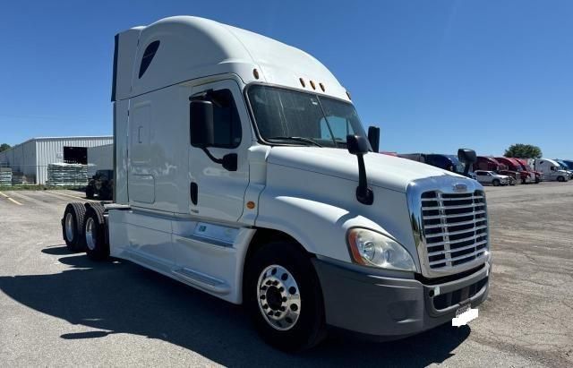 2016 Freightliner Cascadia 125