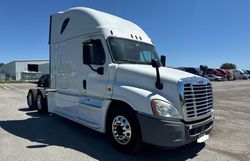 Salvage cars for sale from Copart Kansas City, KS: 2016 Freightliner Cascadia 125