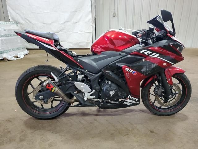 2015 Yamaha YZFR3