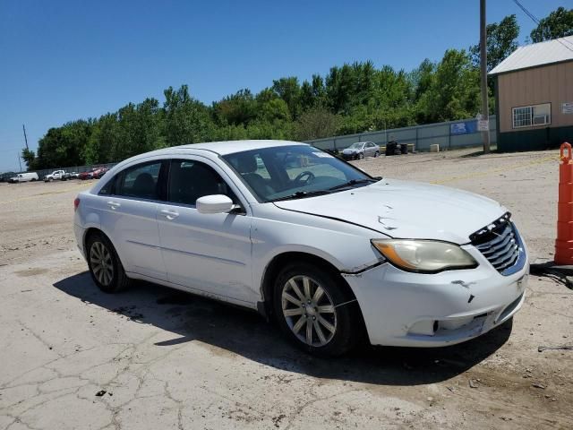 2013 Chrysler 200 Touring