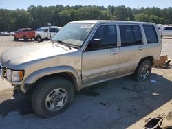 Salvage cars for sale from Copart Florence, MS: 1998 Isuzu Trooper S