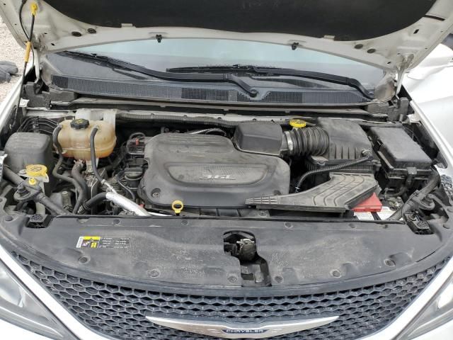 2017 Chrysler Pacifica Touring L