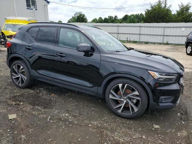 2019 Volvo XC40 T5 R-Design