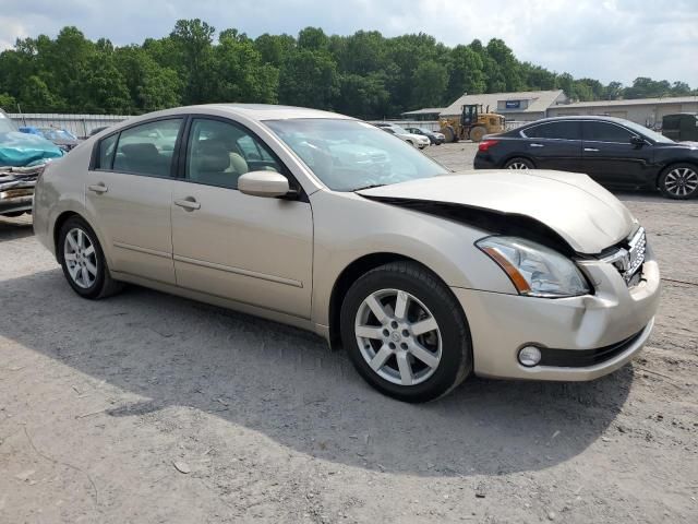 2005 Nissan Maxima SE