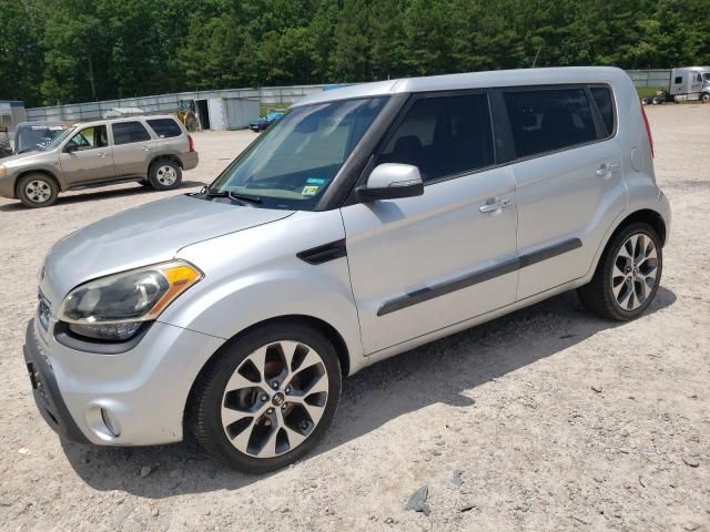 2013 KIA Soul +