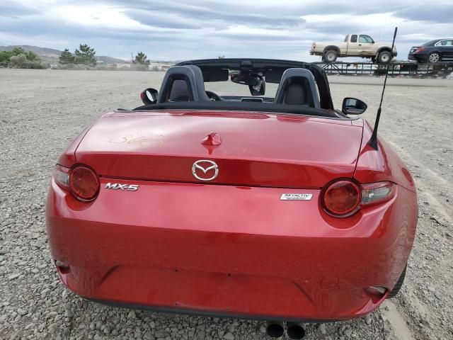 2016 Mazda MX-5 Miata Grand Touring