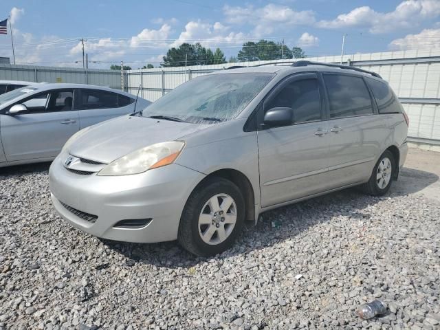 2006 Toyota Sienna CE