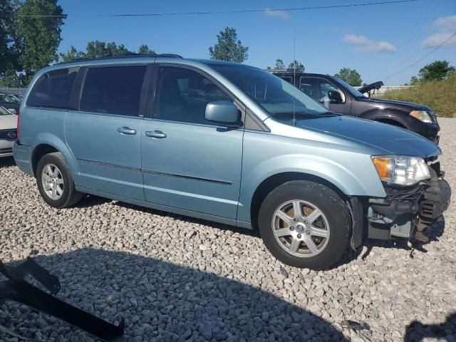 2010 Chrysler Town & Country Touring