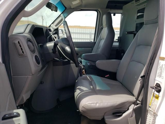 2013 Ford 2011 Ford Econoline E250 Van