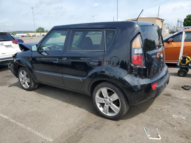 2010 KIA Soul +